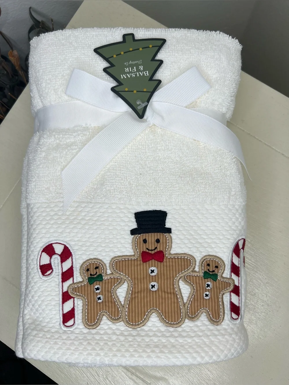 Brand New-Balsam & Fir Gingerbread Family Hand Towels - Set of 2